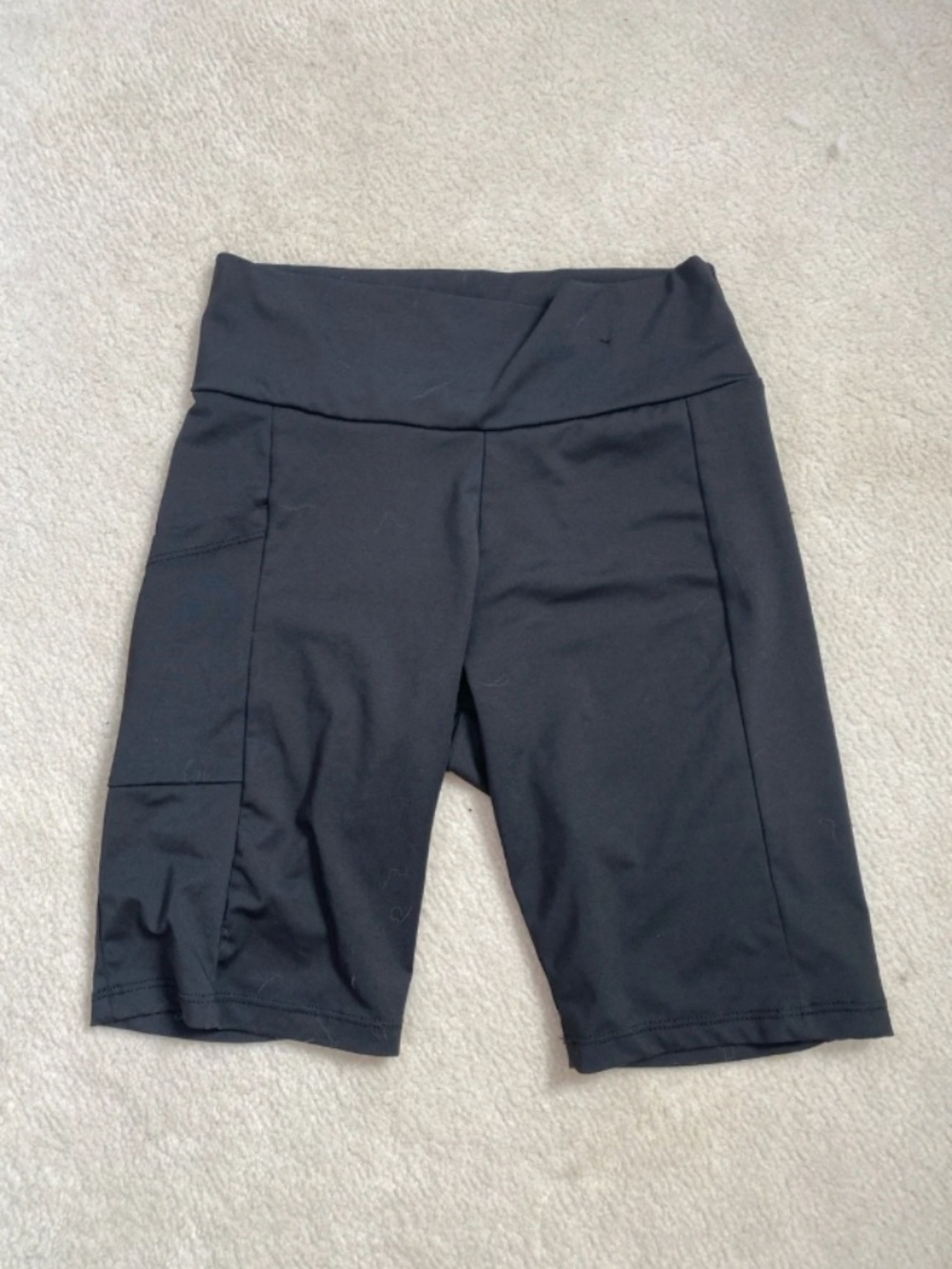 Black High-Waist Bike Shorts w/ Pocket